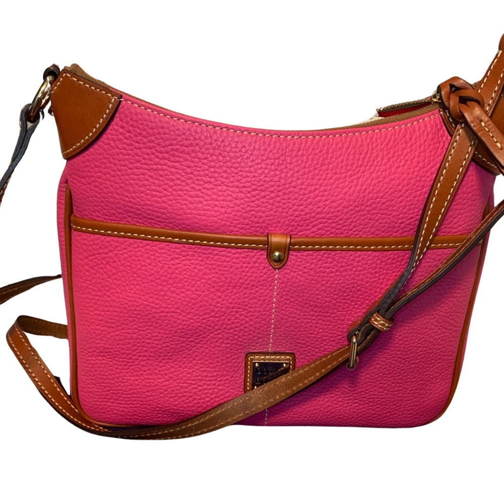 Authentic NWOT Dooney & Bourke pebble grain pink crossbody/shoulder purse.